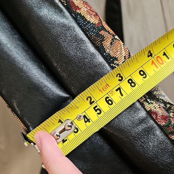 Vintage SAS Tapestry European Cafe Leather Crossbody Bag - Picture 16 of 16